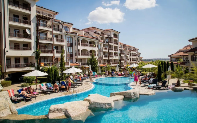 The Vineyards Resort