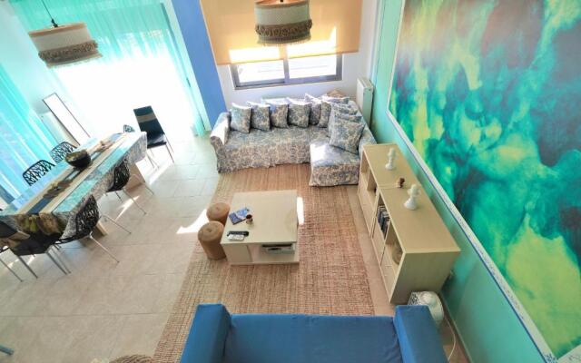 Loutraki Diamond beach house