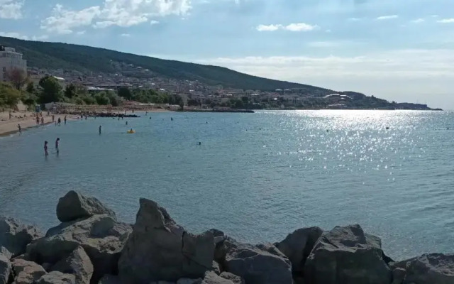 Studio 200 m море