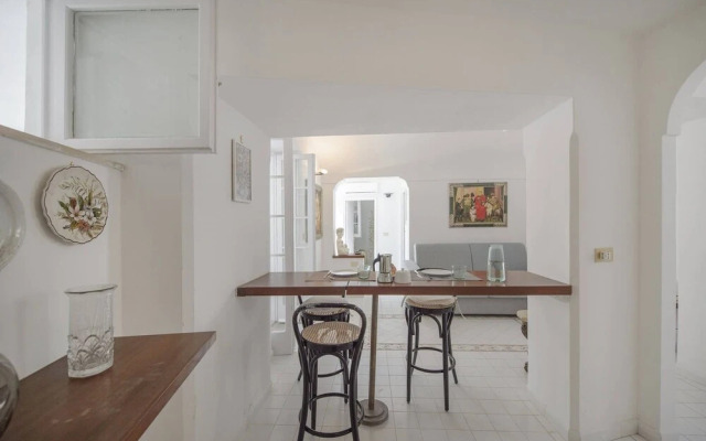 Tragara 12c Art House Luxury Shopping