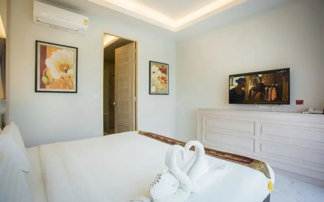 Gold Chariot Pool Villa