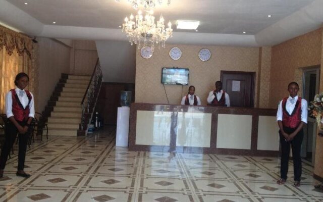 Hotel Grand Ami