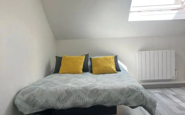 Studio / chambre calme prés de l'étang st pierre.