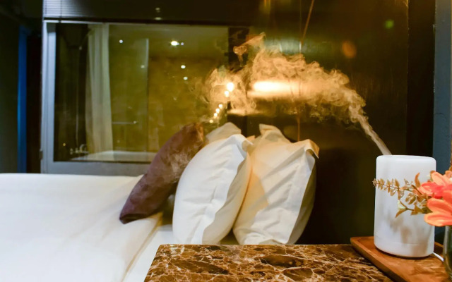 Ratchada Boutique Hotel