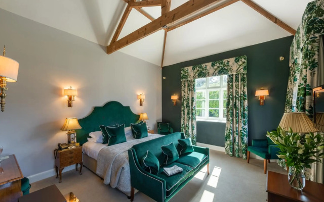 Rushton Hall Hotel & SPA