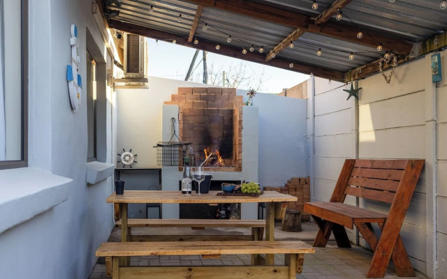 Stunning Modern Beach House in Velddrif