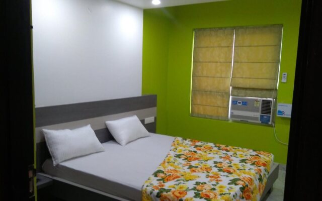 OYO 10228 Hotel Chandramouli