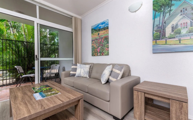 Seascape Holidays - Coral Apartments