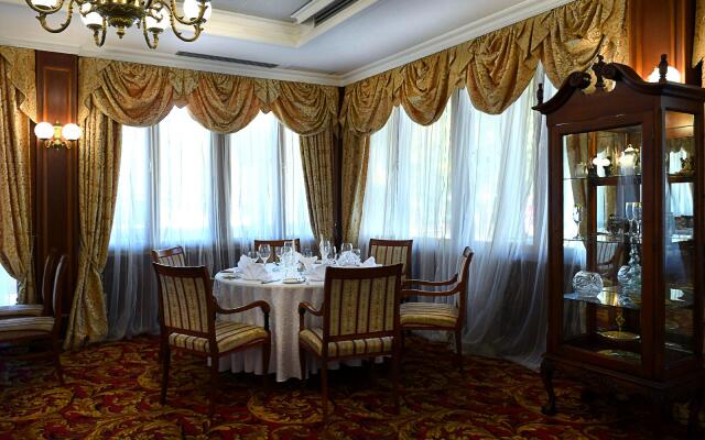 Hotel Kovilovo
