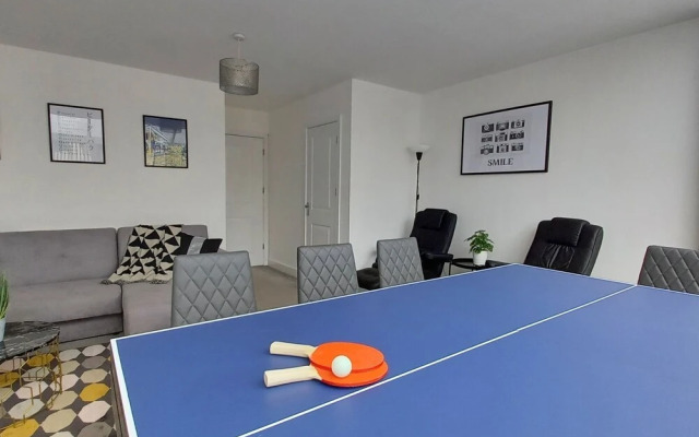 House of 4 Chimneys by Your Lettings UK