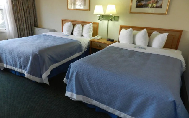 Clarion Pointe Rhinelander Downtown