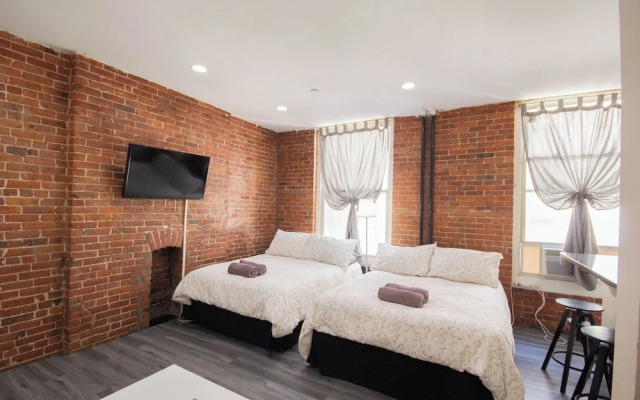 StudioPlus JG Stay