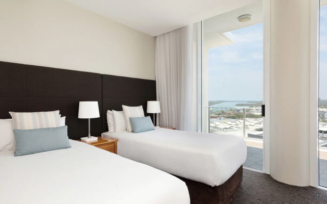 Mantra Twin Towns Resort