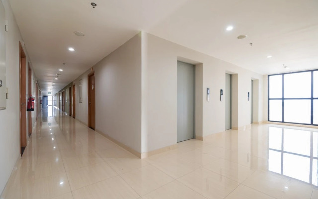 RedLiving Apartemen Evenciio - Ens Room