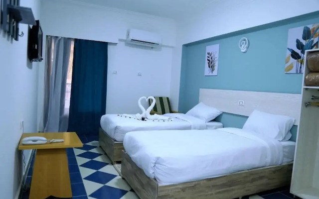 Lamera Hotel.