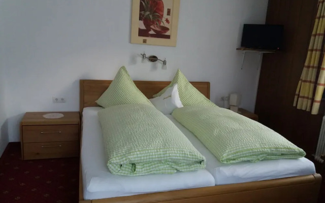 Sonnenhof Mieming Apartments & Zimmer