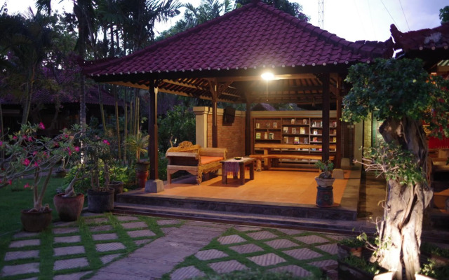 Tirta Sari Bungalows & Spa