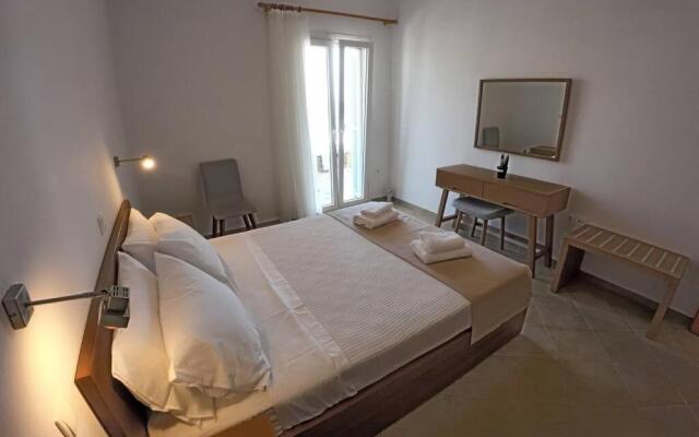 1Path Wave Mykonos Super Paradise Beach House