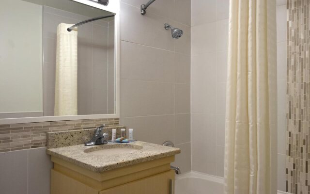 Red Lion Inn & Suites Abbotsford