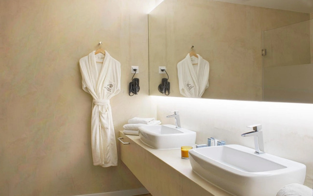 AP Maria Nova Lounge - Adults Friendly