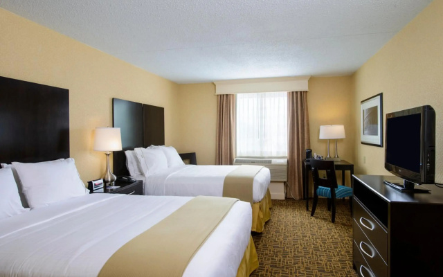 Holiday Inn Express Philadelphia - Penns Landing by IHG