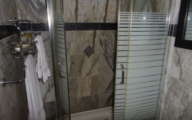 The Real Legacy Hotel