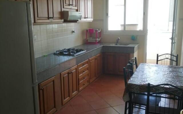 Well Furnished Apartment in City Center