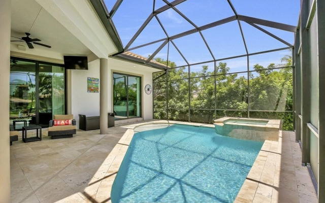 Breakwater Home #54005