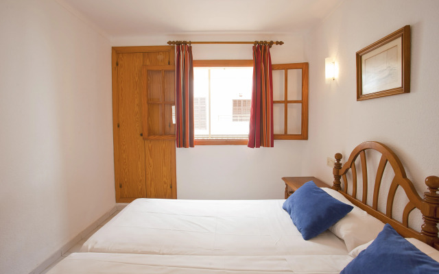 Sol y Mar Apartments