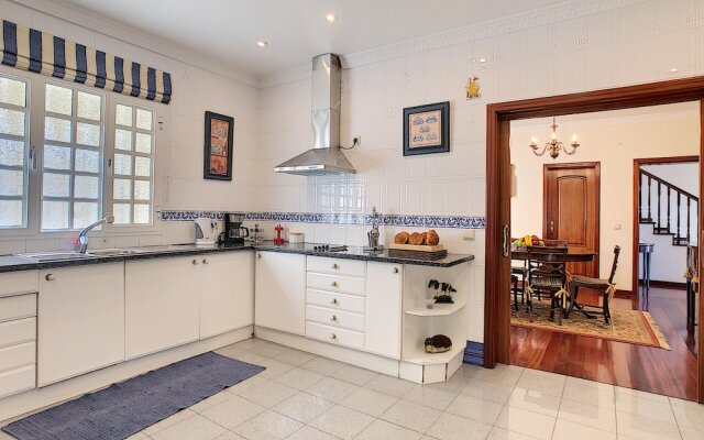 Villa Vista Sol by MHM