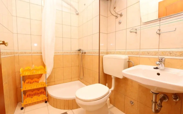 Boris - 150 m From Beach - A4