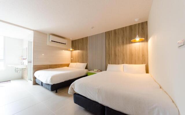 P&E Hotel
