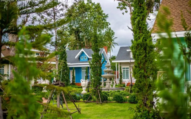 Baroque Boutique Resort