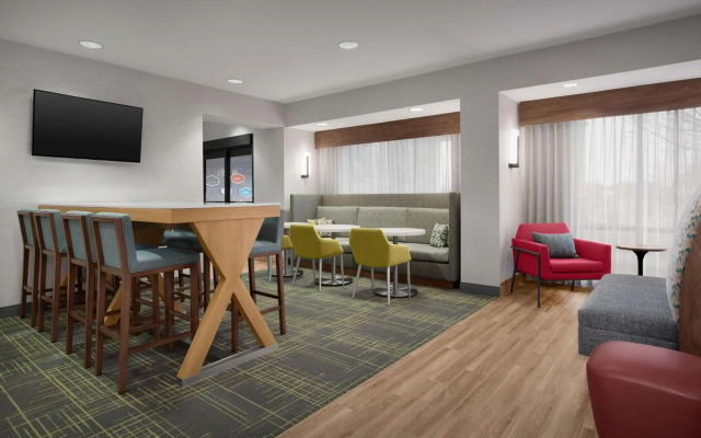 Hampton Inn Yorkville