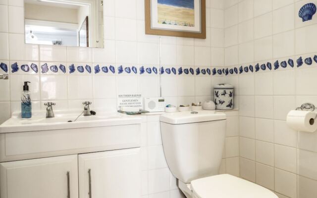 Mermond Flat