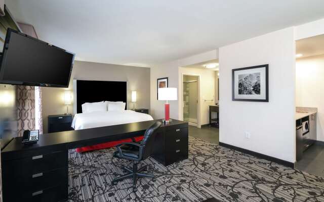 Hampton Inn & Suites Roanoke Airport