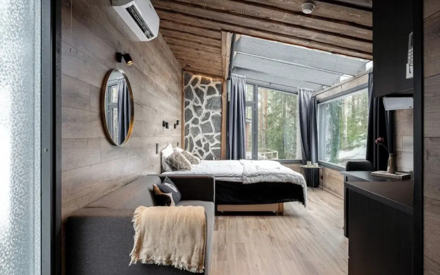 Private & Cozy Suite with lake views