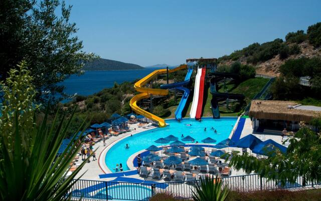 Bodrum Holiday Resort & Spa