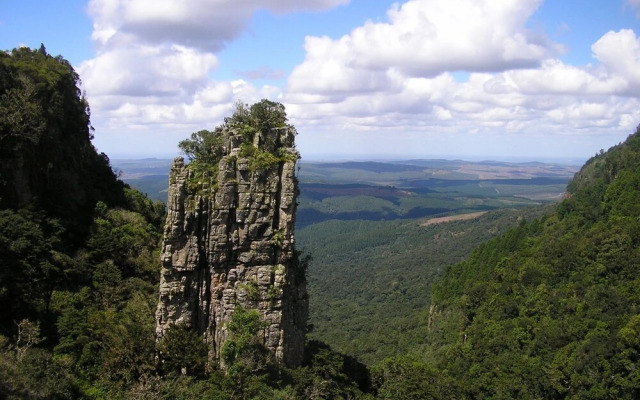 Amanzimlotzi Riverside Bush Camp in Kruger Park, Limpopo