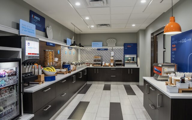 Holiday Inn Express & Suites Saskatoon by IHG