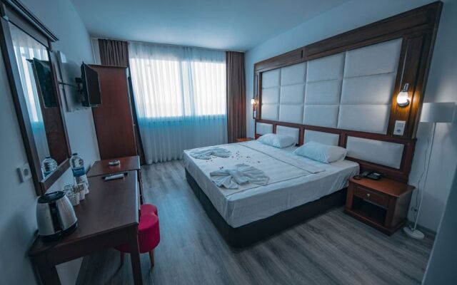 Grand Sahin's Gumuldur Resort