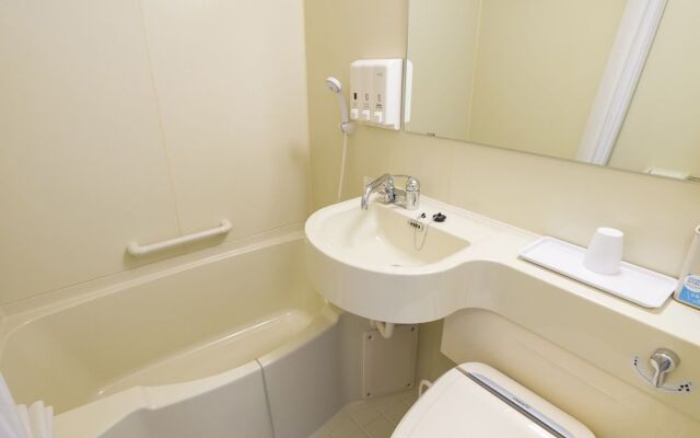 Toyoko Inn Kita-toda-eki Higashi-guchi