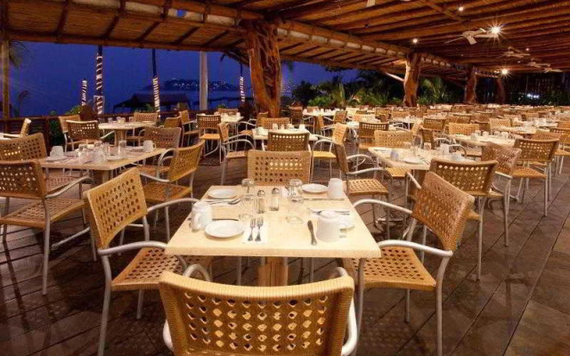 Golden Inclusive by Gran Plaza Hotel Acapulco