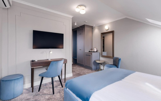 Hotel Meridian