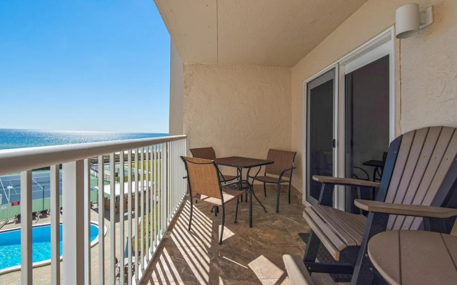 Holiday Surf and Racquet Club 412