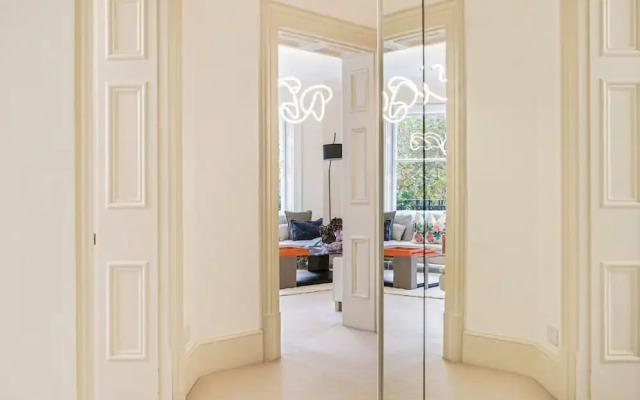 8 Million Home Cadogan Square Access