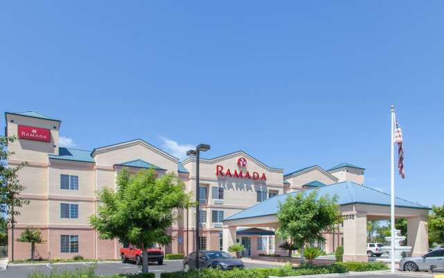 Ramada by Wyndham Fresno Northwest