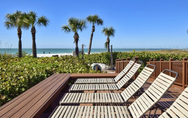 Siesta Dunes Beach 201 by Vtrips