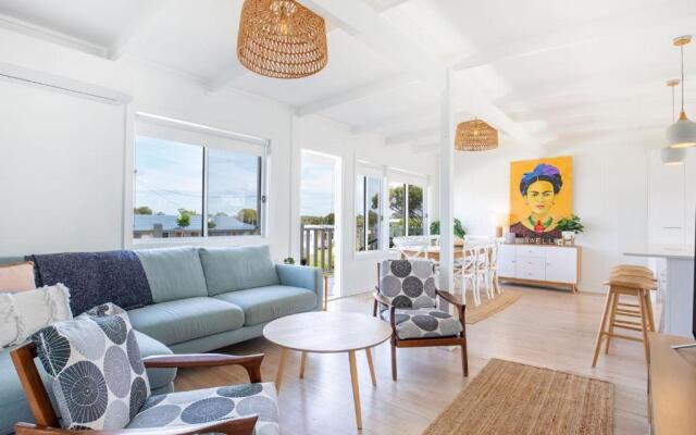 Swell - Pet Friendly - 2 Mins Walk to Beach