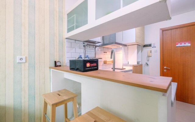 Elegant And Comfy 1Br Apartment At Woodland Park Residence